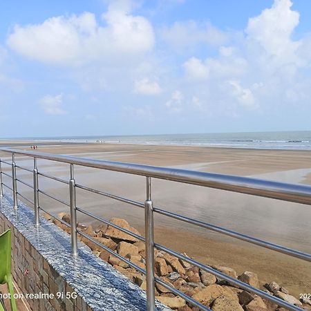 Silver Sand Eco Resort !! Beachfront !! With Biggest Pool And Huge Open Area !! Ideal For Weddings !! Couple Friendly !! Mandarmani Esterno foto