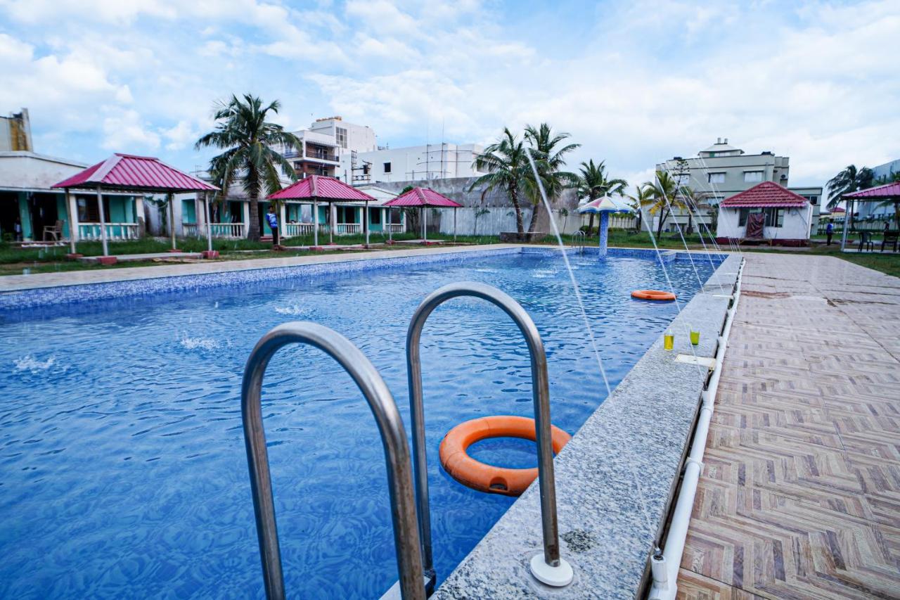 Silver Sand Eco Resort !! Beachfront !! With Biggest Pool And Huge Open Area !! Ideal For Weddings !! Couple Friendly !! Mandarmani Esterno foto