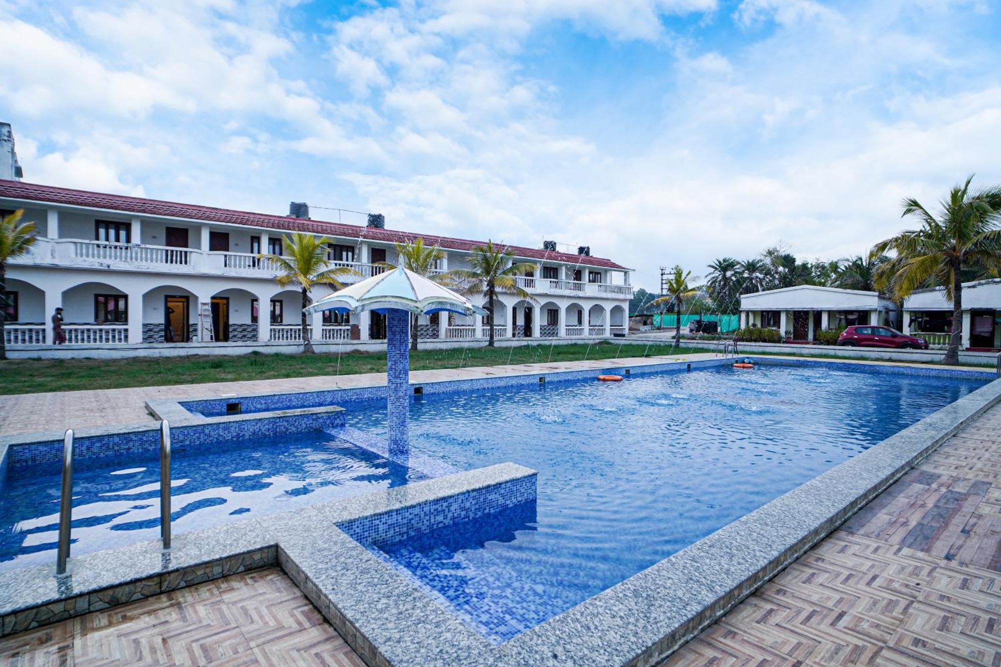 Silver Sand Eco Resort !! Beachfront !! With Biggest Pool And Huge Open Area !! Ideal For Weddings !! Couple Friendly !! Mandarmani Esterno foto