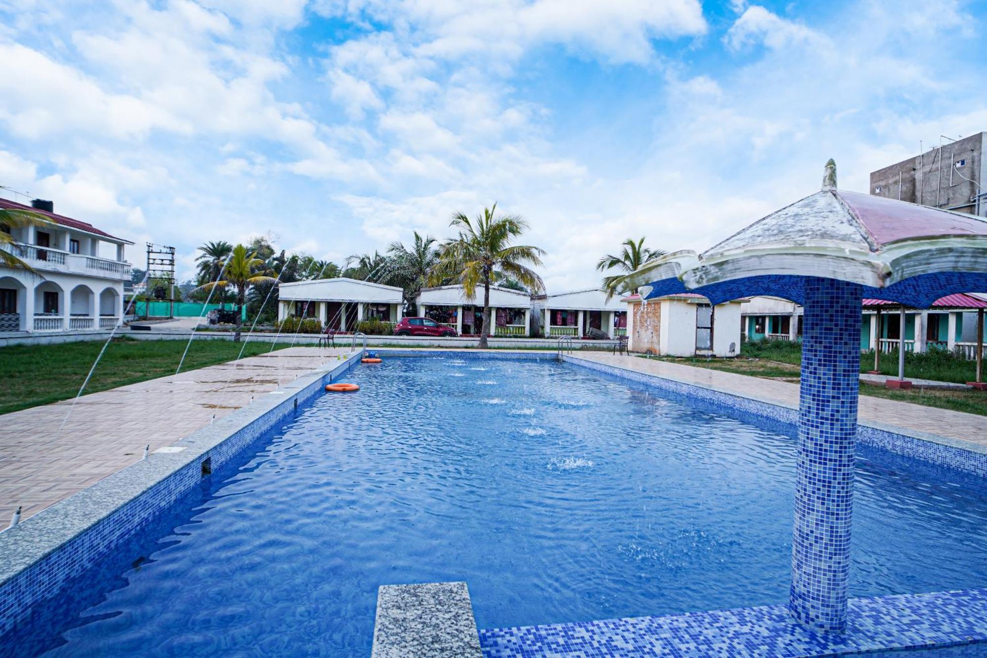 Silver Sand Eco Resort !! Beachfront !! With Biggest Pool And Huge Open Area !! Ideal For Weddings !! Couple Friendly !! Mandarmani Esterno foto