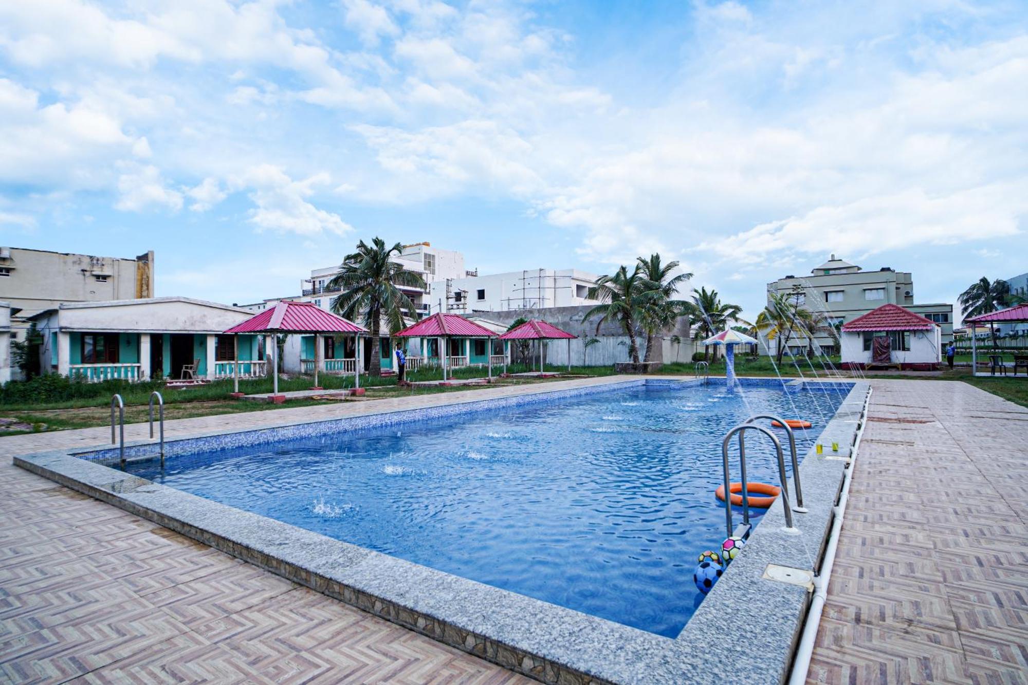 Silver Sand Eco Resort !! Beachfront !! With Biggest Pool And Huge Open Area !! Ideal For Weddings !! Couple Friendly !! Mandarmani Esterno foto
