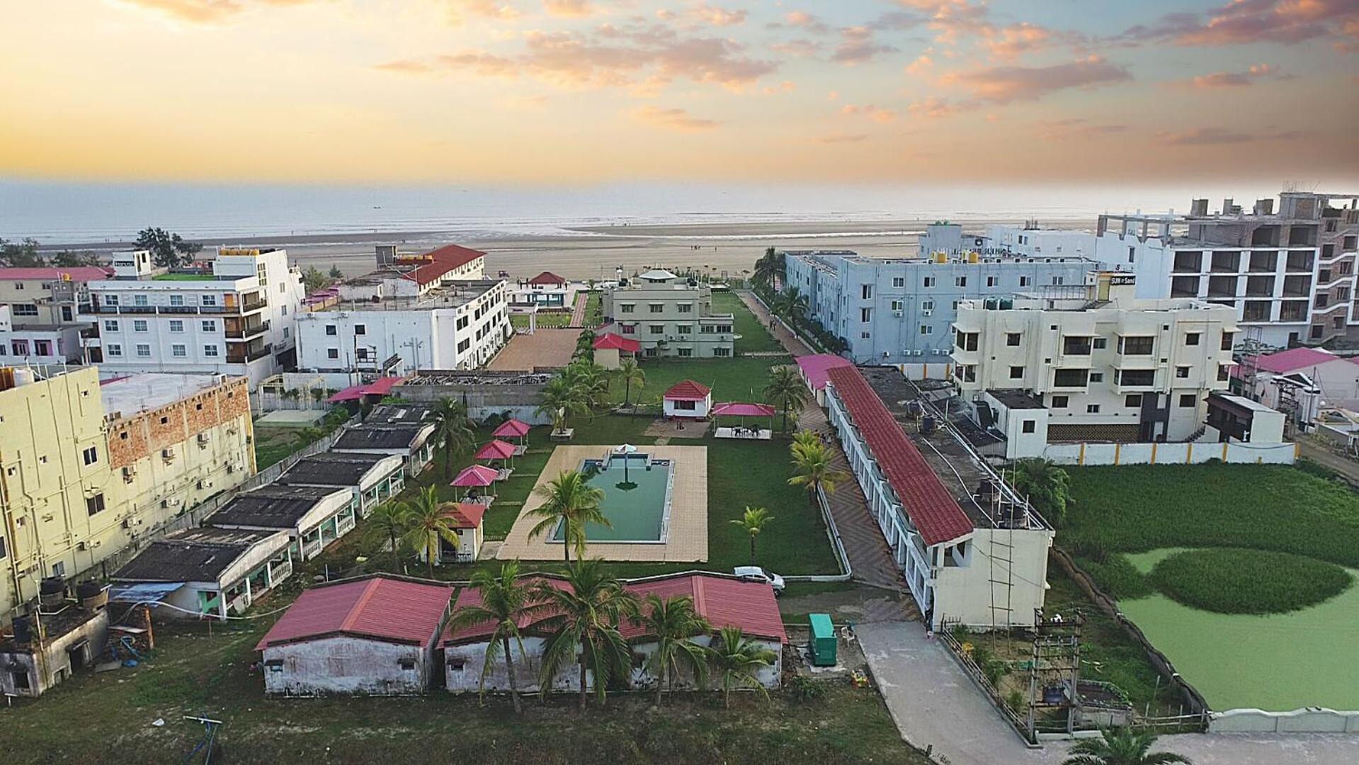 Silver Sand Eco Resort !! Beachfront !! With Biggest Pool And Huge Open Area !! Ideal For Weddings !! Couple Friendly !! Mandarmani Esterno foto